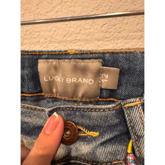 Lucky Brand Girl's Size 12 Low-Rise Zoe Skinny Distressed Denim Jeans Blue NWT - Picture 4 of 6